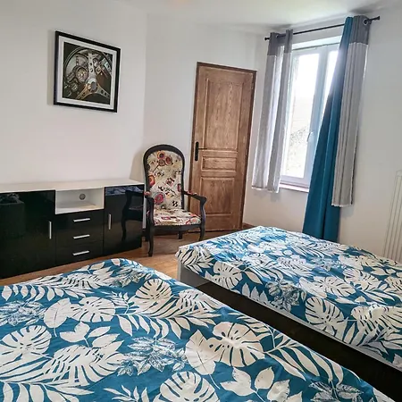 - Village Paisible Avec Parking Prive - Fr-1-584-384 *