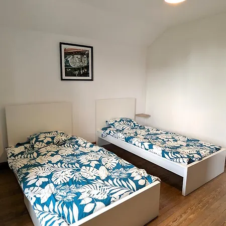 - Village Paisible Avec Parking Prive - Fr-1-584-384 * Chenevieres