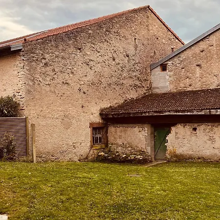 Holiday home - Village Paisible Avec Parking Prive - Fr-1-584-384