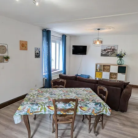 - Village Paisible Avec Parking Prive - Fr-1-584-384 *