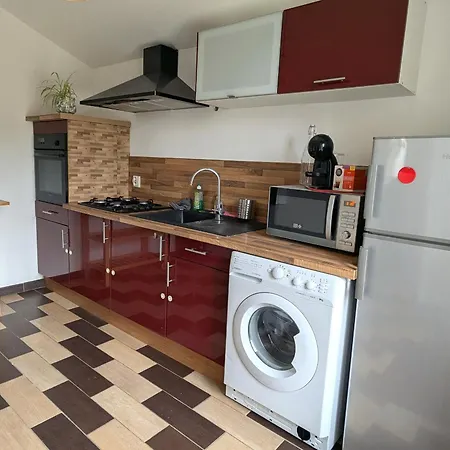 Holiday home - Village Paisible Avec Parking Prive - Fr-1-584-384 *